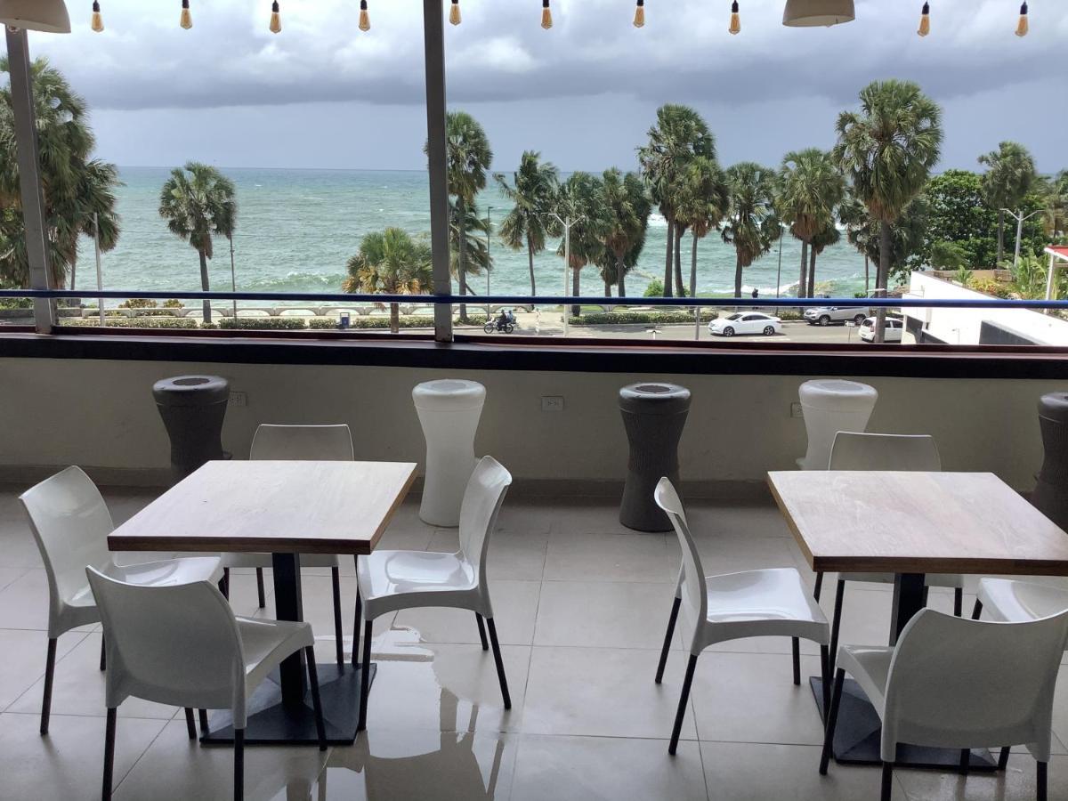 Hotel Blue Malecon And Spa Santo Domingo Buitenkant foto